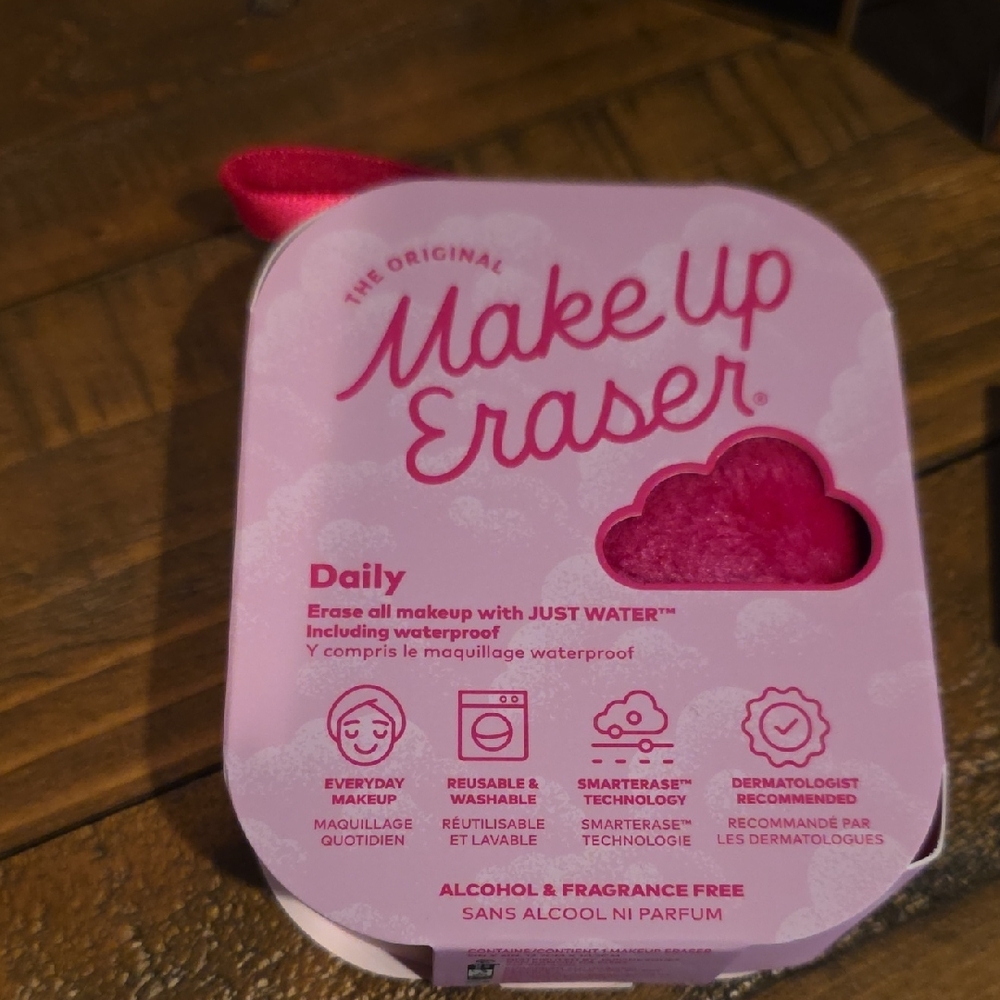 Skincare Sample - Picture 2 of 10